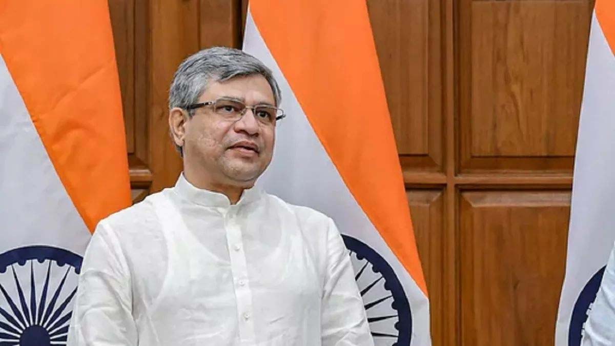 PM मोदी के नेतृत्व में इलेक्ट्रॉनिक्स विनिर्माण के विकास पर हमें गर्व : अश्विनी वैष्णव