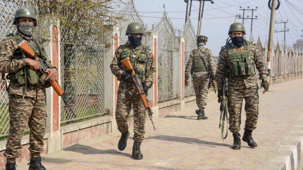 LoC पर पाकिस्तान एक बार फिर की कायराना हरकत, सेना ने दिया मुहतोड़ जवाब