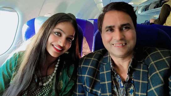 वायरल गर्ल मोनालिसा को फिल्म ऑफर करने वाले  सनोज मिश्रा की मुश्किलें बढ़ी,  दुष्कर्म व गर्भपात के मिले साक्ष्य