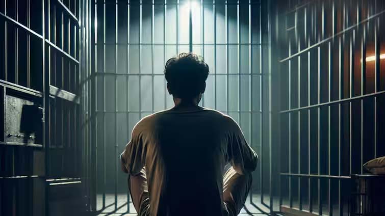 ब्रिटेन में यौन अपराधियों को क्यों बनाया जा रहा नपुंसक? वजह जानकर रह जाएंगे हैरान!
