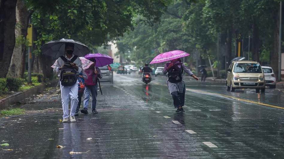 Weather Update : दिल्ली-NCR में बारिश से मौसम हुआ सुहाना, इन राज्यों के लिए जारी हुआ अलर्ट; जानें IMD का ताजा अपडेट
