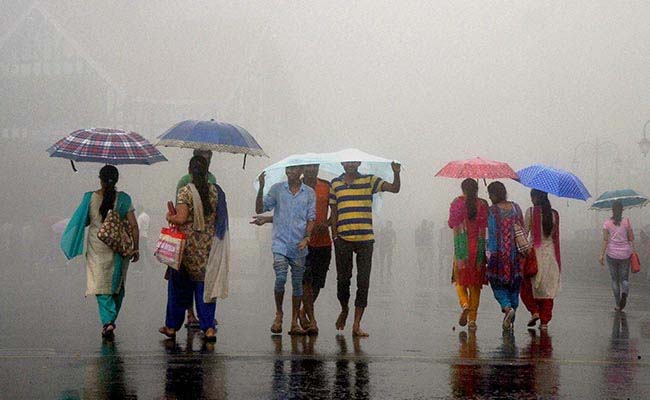 Rajasthan में मूसलाधार बारिश से जनजीवन अस्त-व्यस्त, जानें IMD का ताजा अपडेट
