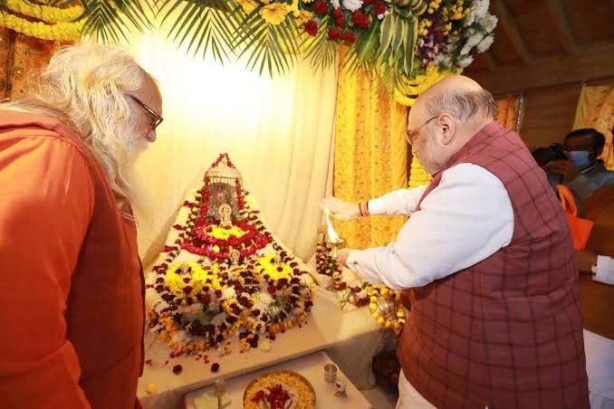 Amit Shah Visit Bihar: अमित शाह ने पुनौराधाम में मां जानकी मंदिर का किया शिलान्यास
