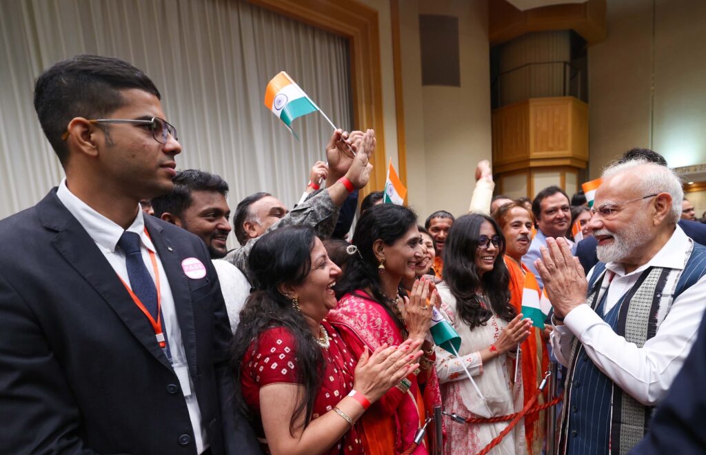 PM Modi Japan Visit: जापान पहुंचे पीएम नरेंद्र मोदी, 15वें वार्षिक शिखर सम्मेलन में होंगे शामिल