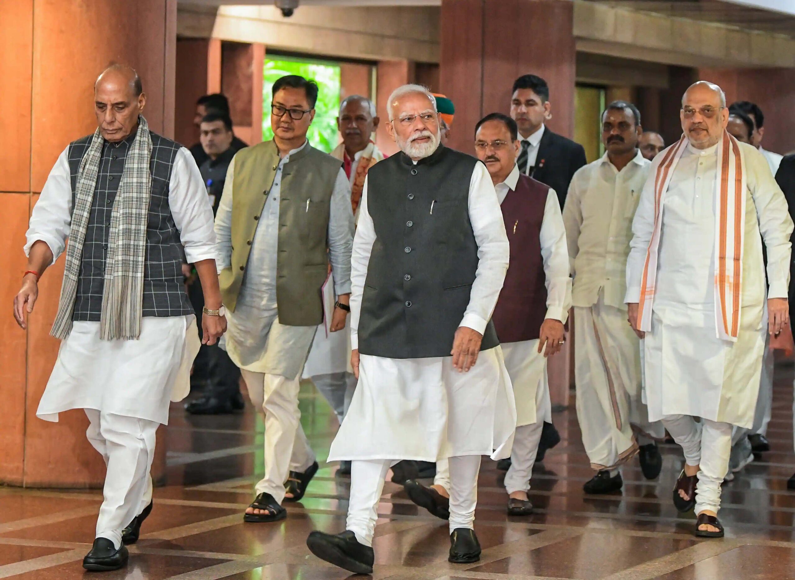 कौन बनेगा अगला उपराष्ट्रपति? कई राज्यों के राज्यपाल भी रेस में…RSS से जुड़े नेता का भी नाम