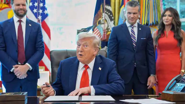 US कोर्ट ने ट्रंप के टैरिफ को बताया गैरकानूनी, राष्ट्रपति बोले- ‘बर्बाद कर देगा ये फैसला’