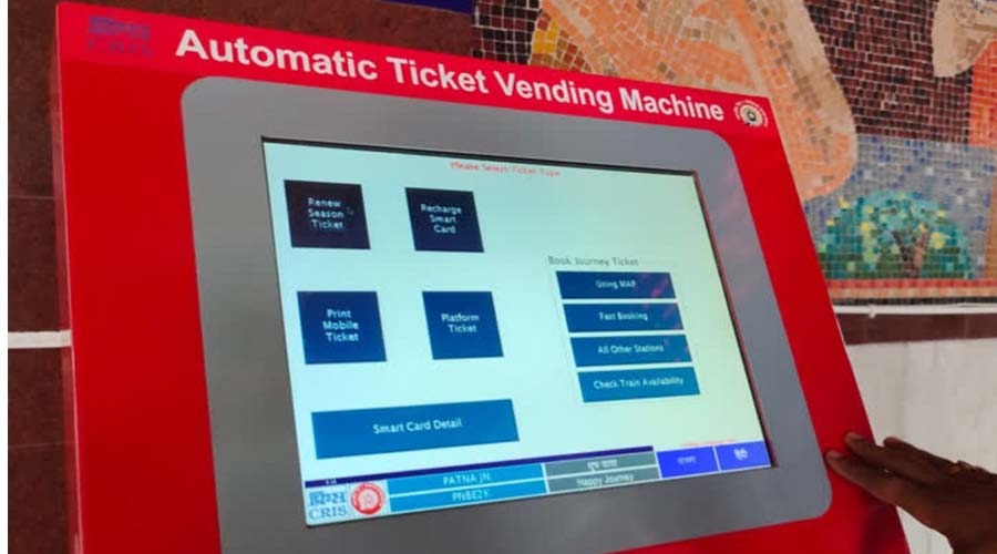 रेलवे यात्रियों के लिए अच्छी खबर… अब लंबी कतारों लगने की झंझट खत्म, AVTM से आसानी से बुक करें टिकट