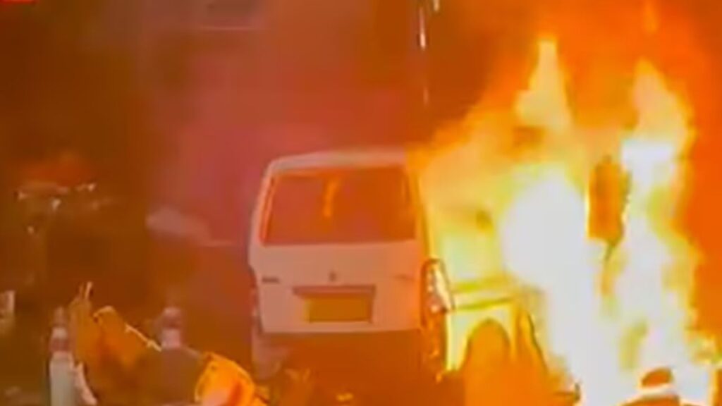 दिल्ली में ब्लास्ट! Red Fort Metro Station के पास विस्फोट, जानें कब-कब धमाकों से दहली राजधानी