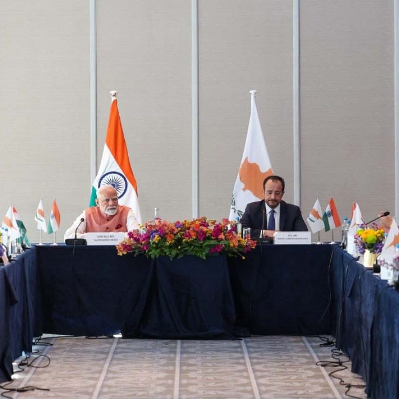 PM मोदी ने साइप्रस में व्यापार जगत के लोगों के साथ की बैठक